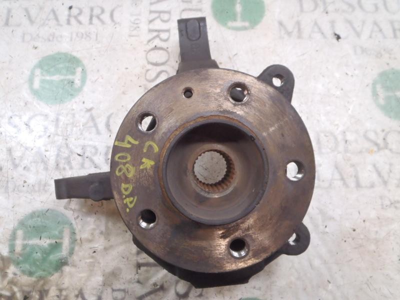 Recambio de mangueta delantera derecha para opel vivaro furgón 2.7t corto referencia OEM IAM   