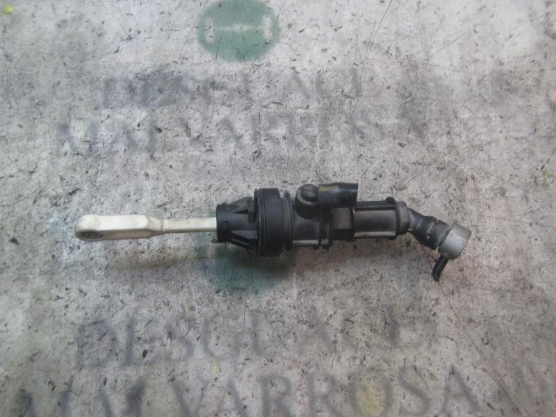 Recambio de bomba embrague para chrysler jeep compass limited referencia OEM IAM 5106043AA  