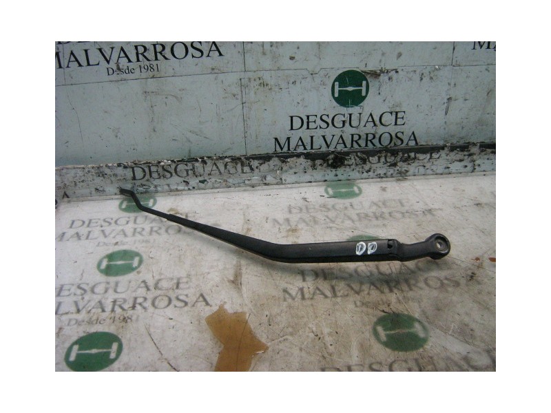 Recambio de brazo limpia delantero derecho para nissan vanette cargo vanette cargo caja cerrada referencia OEM IAM   