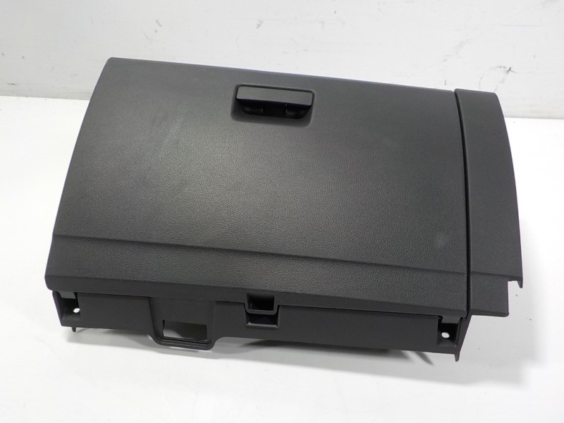 Recambio de guantera para seat ibiza (kj1) fr referencia OEM IAM 6F1857095AF82V 6F1857103N 