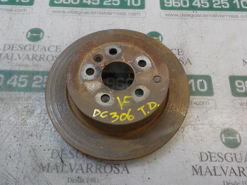 Recambio de disco freno trasero para land rover freelander (lr2) 2.2 td4 cat referencia OEM IAM LR001018  