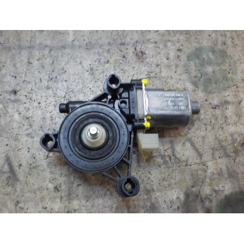 MOTOR ELEVALUNAS DELANTERO IZQUIERDO 5Q0959801B 0130822717 0130822717