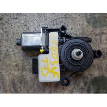MOTOR ELEVALUNAS TRASERO DERECHO 5Q0959812A 5Q0959812A 