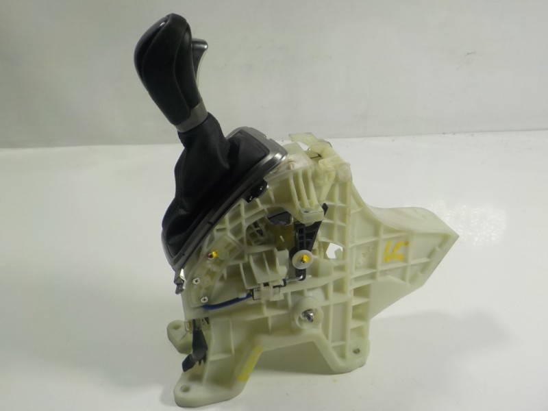 Recambio de palanca cambio para hyundai ix20 1.6 cat referencia OEM IAM 467001K100  