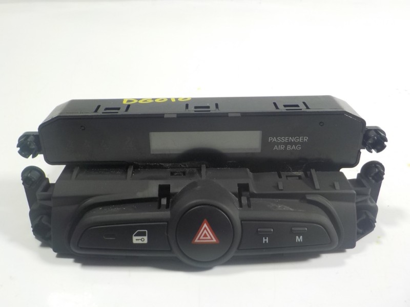 Recambio de pantalla multifuncion para hyundai ix20 1.6 cat referencia OEM IAM 945101K000 937001K800 