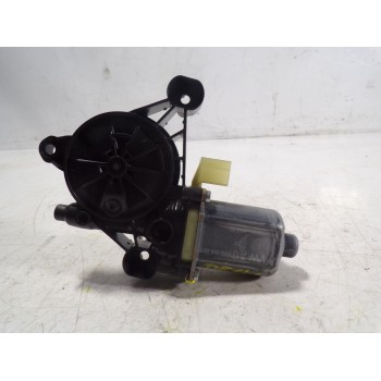 MOTOR ELEVALUNAS DELANTERO IZQUIERDO 8W0959801 8W0959801 