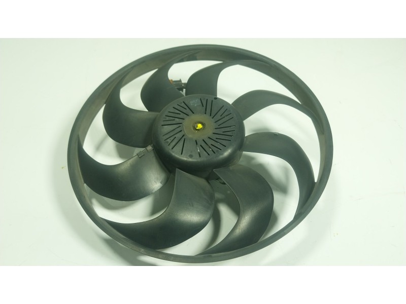 Recambio de electroventilador para volvo s60 ii (134) d4 referencia OEM IAM 32339742  