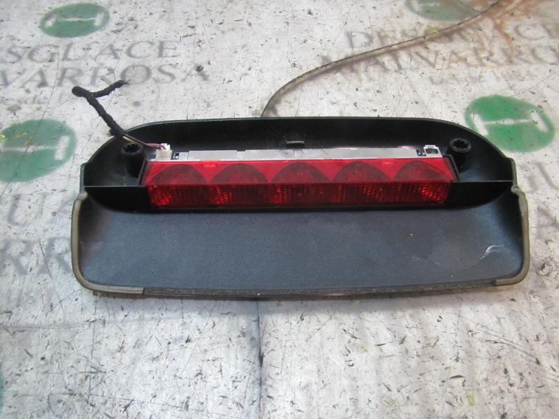 Recambio de piloto trasero central para ford ka (ccq) 1.3 cat referencia OEM IAM   