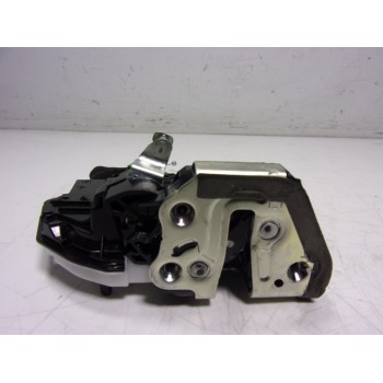 CERRADURA PUERTA TRASERA IZQUIERDA 690600K090 