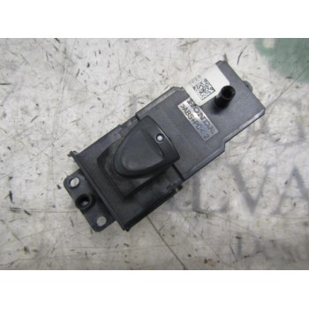 MANDO ELEVALUNAS TRASERO DERECHO 35770SMGE02 