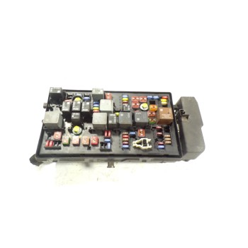 CAJA RELES / FUSIBLES 1247607 13345497 