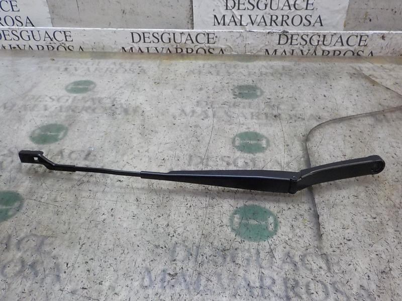 Recambio de brazo limpia delantero derecho para seat leon st (5f8) 1.6 tdi referencia OEM IAM 5F1955410  