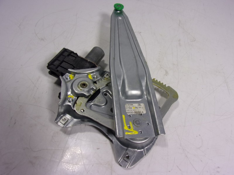 Recambio de elevalunas trasero derecho para toyota hilux (3b/3c/3d) gr sport referencia OEM IAM 698030K120 698300K200A 857200K27