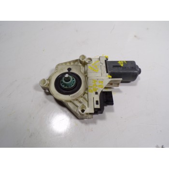 MOTOR ELEVALUNAS DELANTERO IZQUIERDO 4F0959801D 4F0959801D 977273101