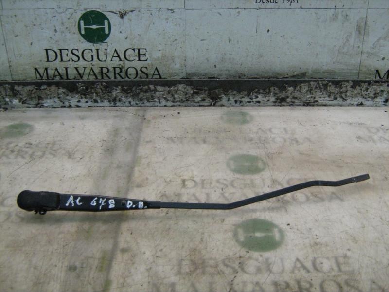 Recambio de brazo limpia delantero derecho para jeep gr.cherokee (zj)/(z) 4.0 laredo (zj) referencia OEM IAM   