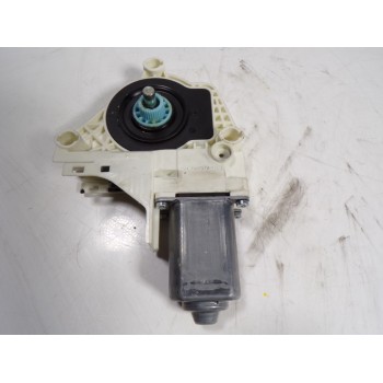MOTOR ELEVALUNAS DELANTERO IZQUIERDO 8K0959801B 8K0959801B 919810200