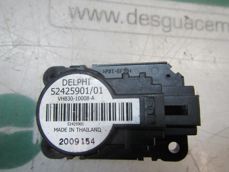 Recambio de motor apertura trampillas climatizador para opel insignia berlina edition referencia OEM IAM  52425901 52425901