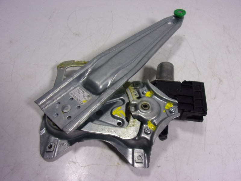 Recambio de elevalunas trasero izquierdo para toyota hilux (3b/3c/3d) gr sport referencia OEM IAM 698040K120 698400K200A 857100K