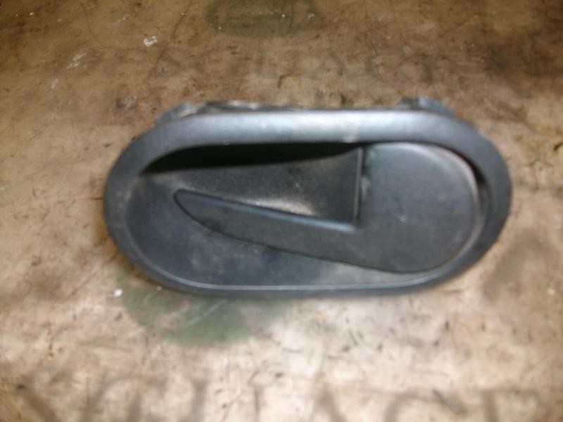 Recambio de maneta interior delantera derecha para ford fiesta (cbk) ghia referencia OEM IAM   