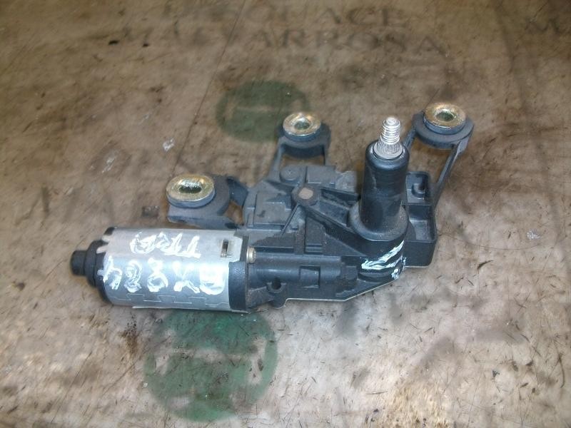 Recambio de motor limpia trasero para ford fiesta (cbk) ghia referencia OEM IAM   