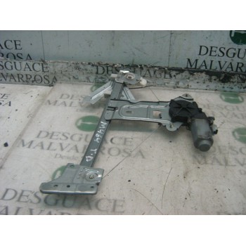 ELEVALUNAS TRASERO DERECHO 