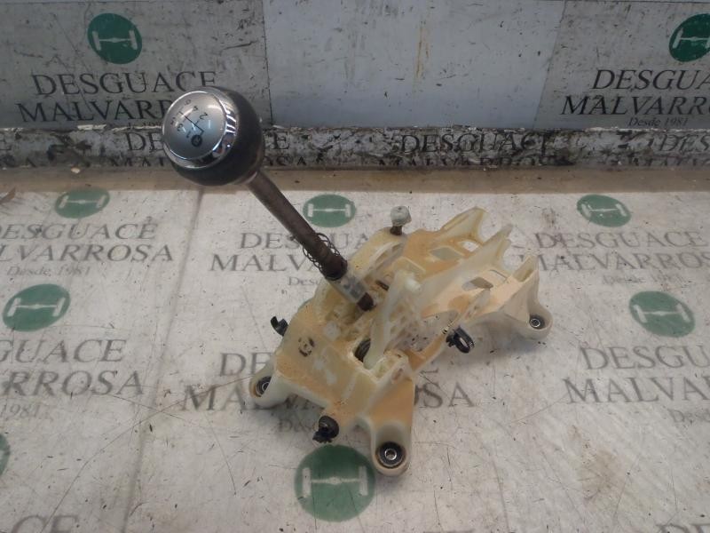 Recambio de palanca cambio para toyota iq 2 referencia OEM IAM   
