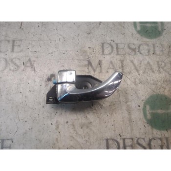 MANETA INTERIOR TRASERA IZQUIERDA 826103B000 