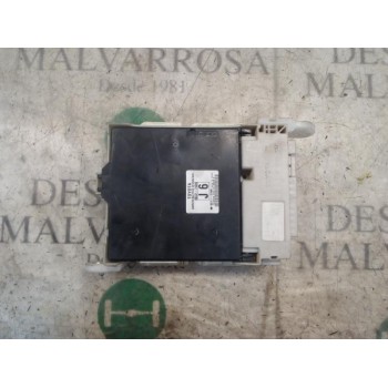 CAJA RELES / FUSIBLES 