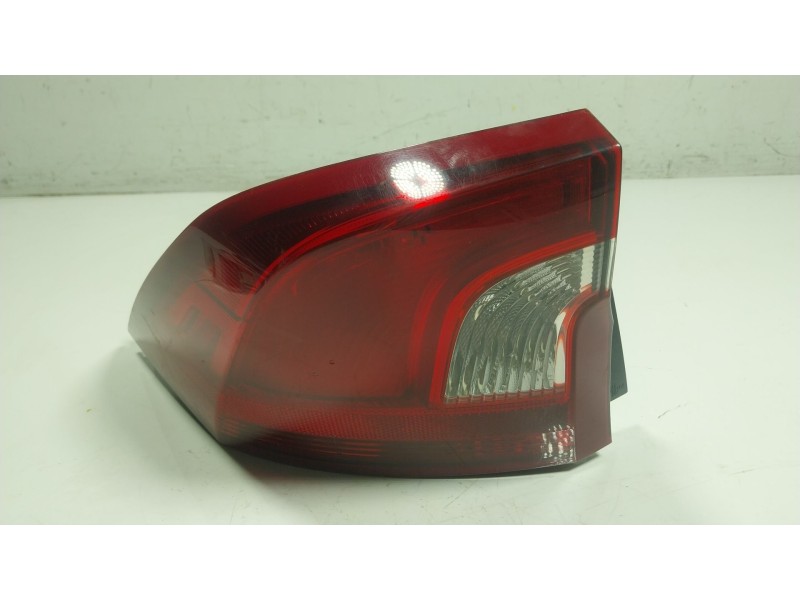 Recambio de piloto trasero izquierdo para volvo s60 ii (134) d4 referencia OEM IAM 31395930 30796267 