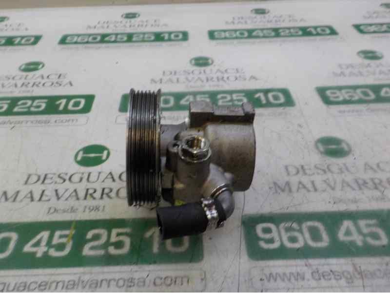Recambio de bomba direccion para fiat fiorino básico furgón referencia OEM IAM 52062443  