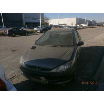 PEUGEOT 206 BERLINA