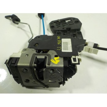 CERRADURA PUERTA TRASERA IZQUIERDA A2047302735 A2047302735 