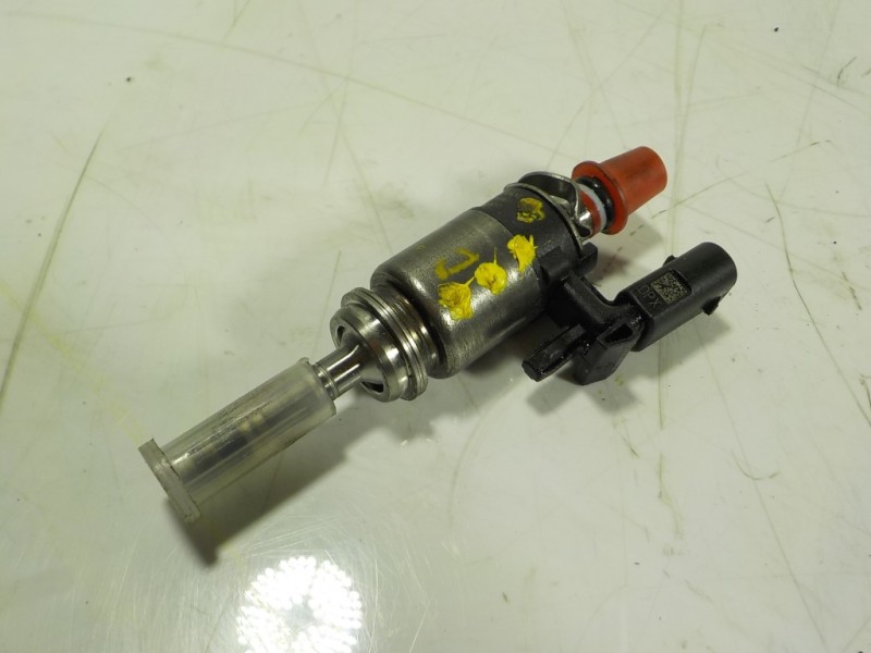 Recambio de inyector para volkswagen golf vii lim. (bq1) last edition bm referencia OEM IAM  04E906036AD 