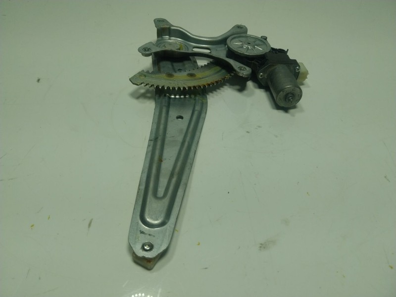 Recambio de elevalunas trasero izquierdo para suzuki vitara (ly) 1.6 (apk 416) referencia OEM IAM  8356061M00 