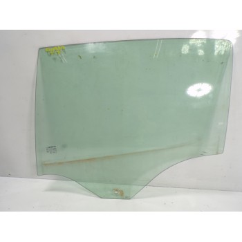 CRISTAL PUERTA TRASERO IZQUIERDO 823011776R 