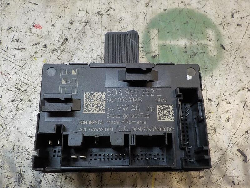 Recambio de modulo electronico para seat leon st (5f8) 1.6 tdi referencia OEM IAM 5Q4959592EZ00 5Q4959392E 