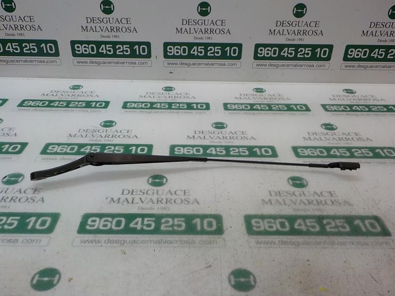 Recambio de brazo limpia delantero derecho para skoda fabia active referencia OEM IAM 6V1955410A  