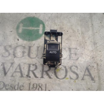 MANDO ELEVALUNAS DELANTERO DERECHO 