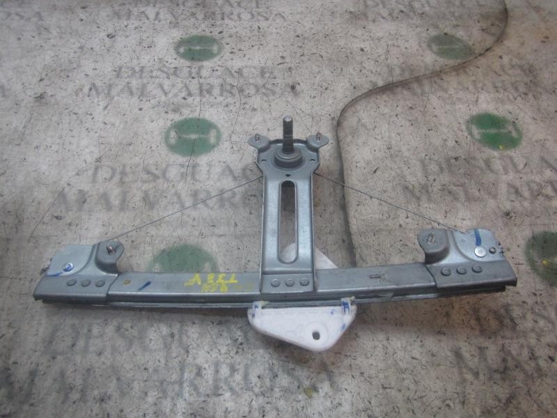 Recambio de elevalunas trasero izquierdo para dacia logan laureate referencia OEM IAM 8200783890  