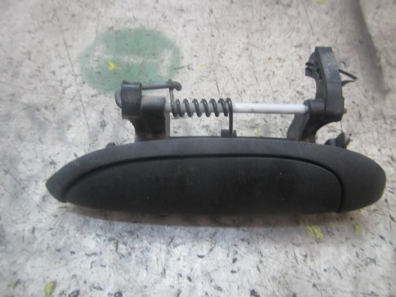 Recambio de maneta exterior delantera izquierda para dacia logan laureate referencia OEM IAM 6001549493  