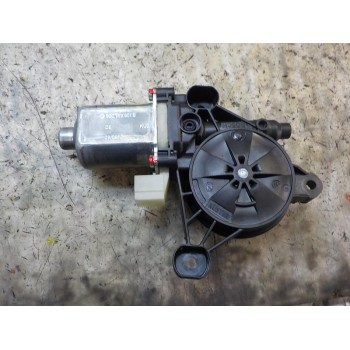 MOTOR ELEVALUNAS DELANTERO IZQUIERDO 5Q0959801B 5Q0959801B 0130822717