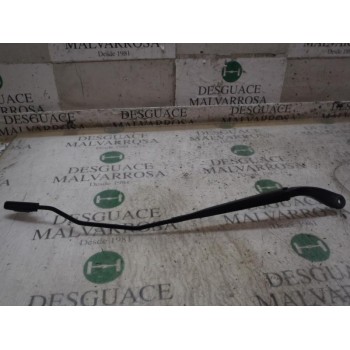 BRAZO LIMPIA DELANTERO DERECHO 