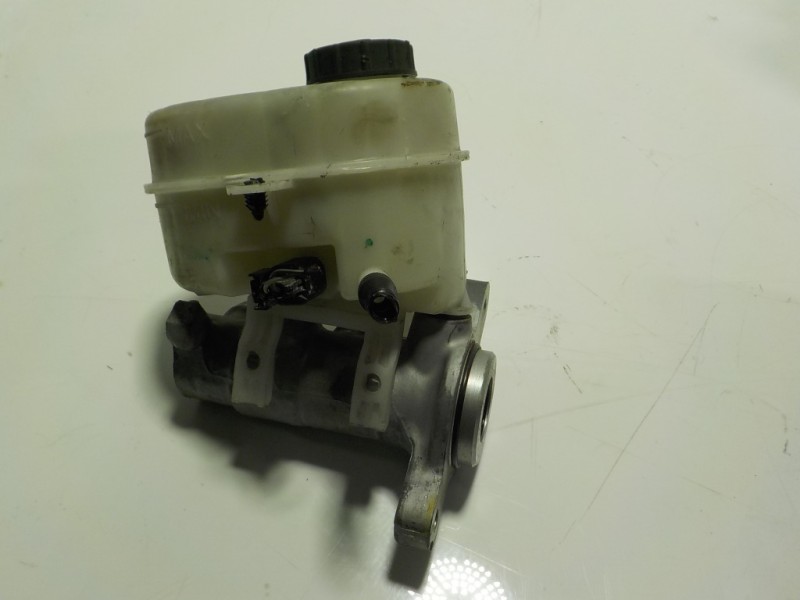 Recambio de bomba freno para ford mustang 2.3 ecoboost cat referencia OEM IAM 5349262 803126 