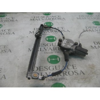 ELEVALUNAS DELANTERO DERECHO 