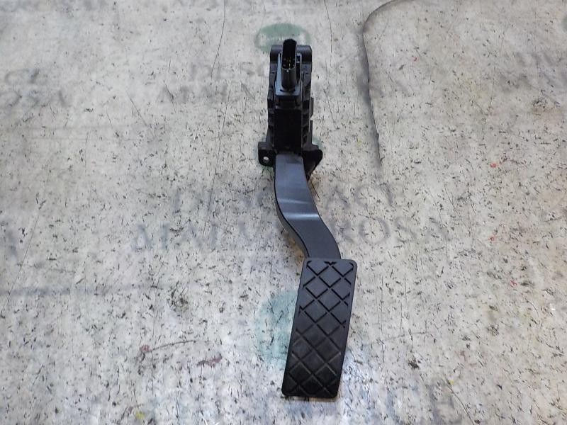 Recambio de potenciometro pedal para seat leon st (5f8) 1.6 tdi referencia OEM IAM 5Q1723503H 5Q1723503H 