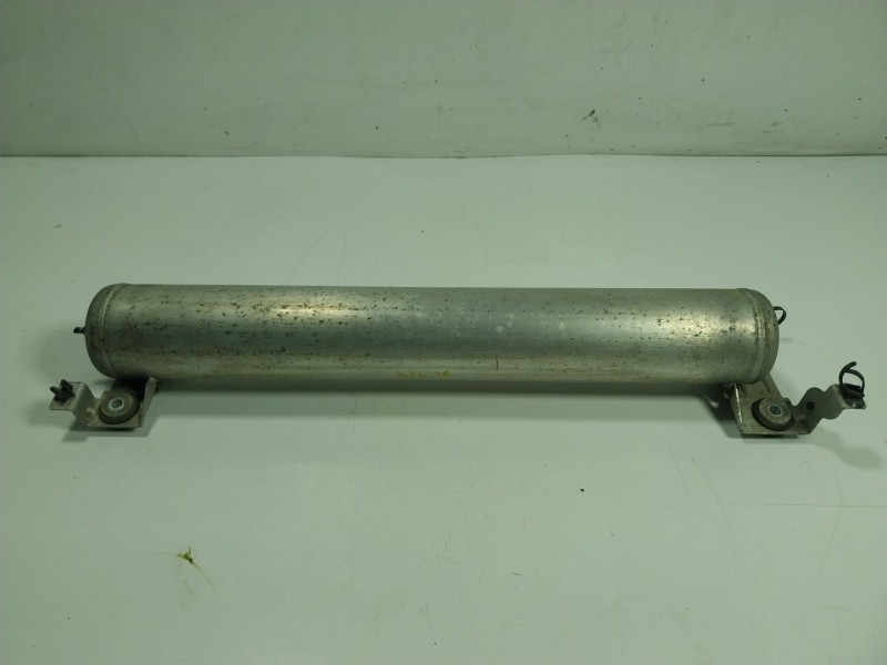 Recambio de deposito suspension para maserati levante 3.0 v6 twinturbo cat referencia OEM IAM  6700375220 