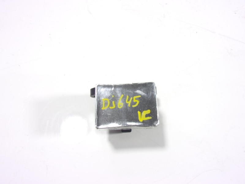 Recambio de modulo electronico para ford mustang 2.3 ecoboost cat referencia OEM IAM 2310406 FR3A9D370AA 