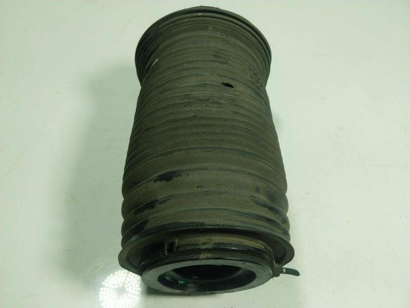 Recambio de muelle amortiguacion para maserati levante 3.0 v6 twinturbo cat referencia OEM IAM  06701007150 