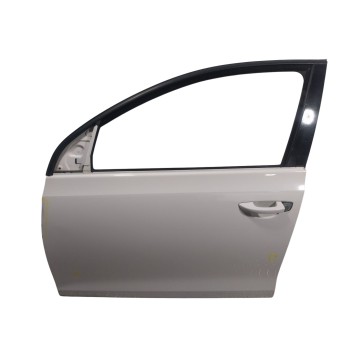 PUERTA DELANTERA IZQUIERDA 5K4831055H 