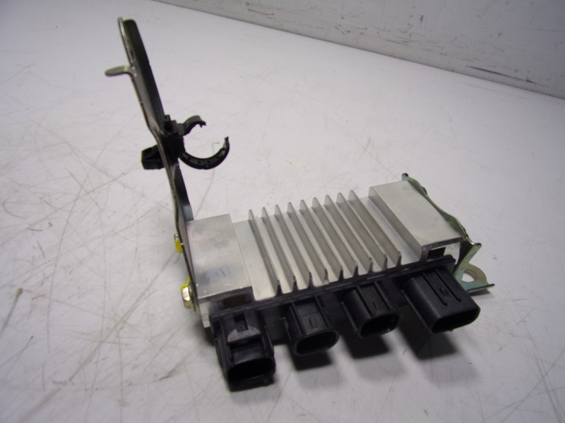 Recambio de resistencia calefaccion para toyota hilux (3b/3c/3d) gr sport referencia OEM IAM   